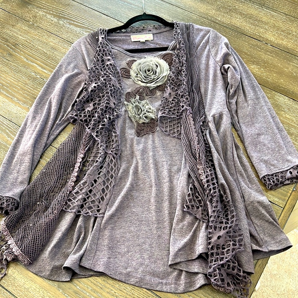 Pretty Angel purple sweater/tunic style top Size Small